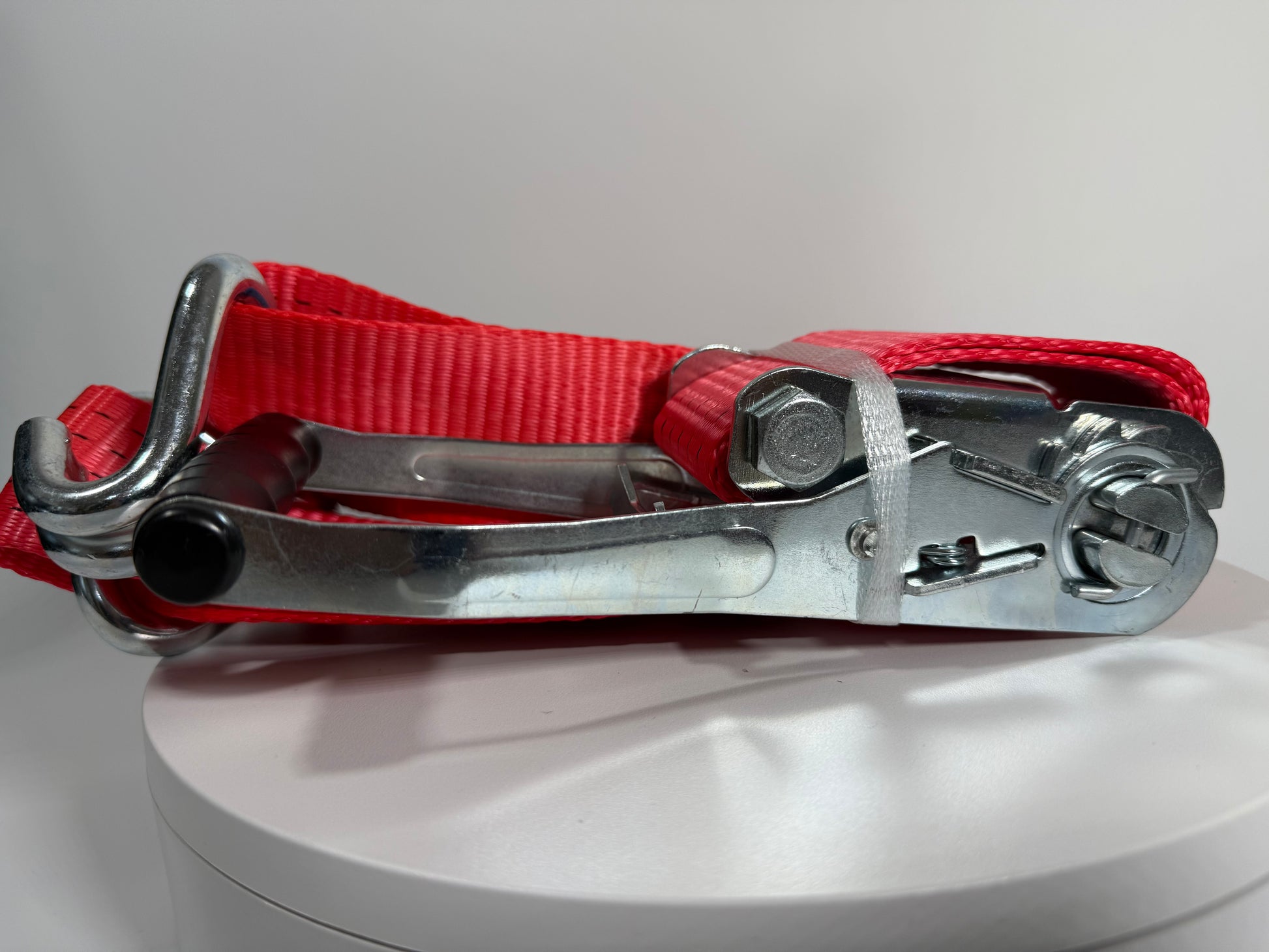 Ratsche des Würth Spanngurts mit stabilem Griff
